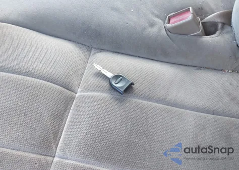 2005 Mercury Grand Marquis Gs from USA, damaged, VIN 2MEFM74W65X622521